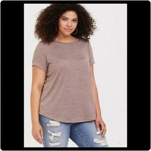 Torrid Mauve Pink Hacci Crew Tee. Size 2. NWT